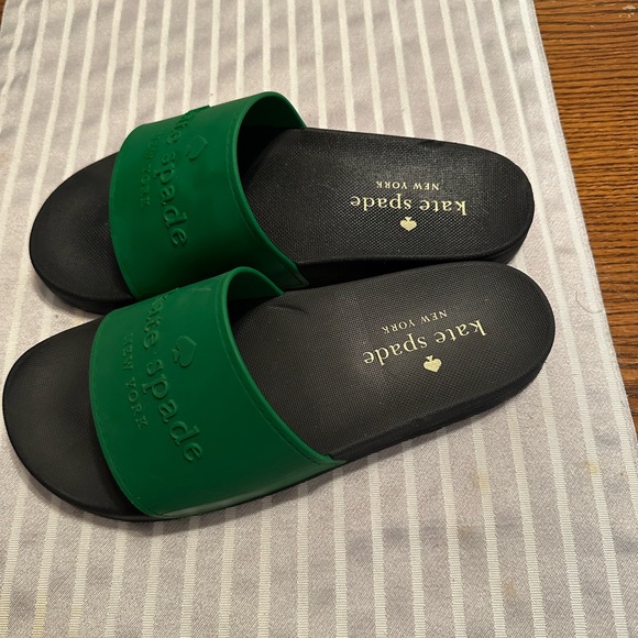 Kate Spade Emerald Green and Black Slides - Picture 2 of 6